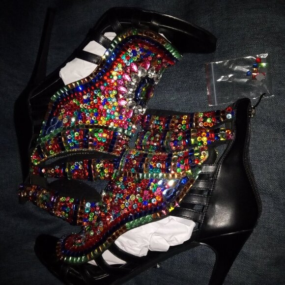 AZALEA WANG " AZTEC VIBRATIONS " MULTI SANDAL BRAND NEW !!!!!!! - Picture 7 of 7